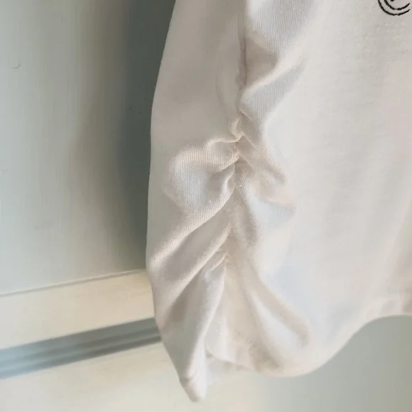 Lavaral Reves, Woman's,One Size, White  Floal& Butterfly Design, Lace inser Back - Picture 3 of 10